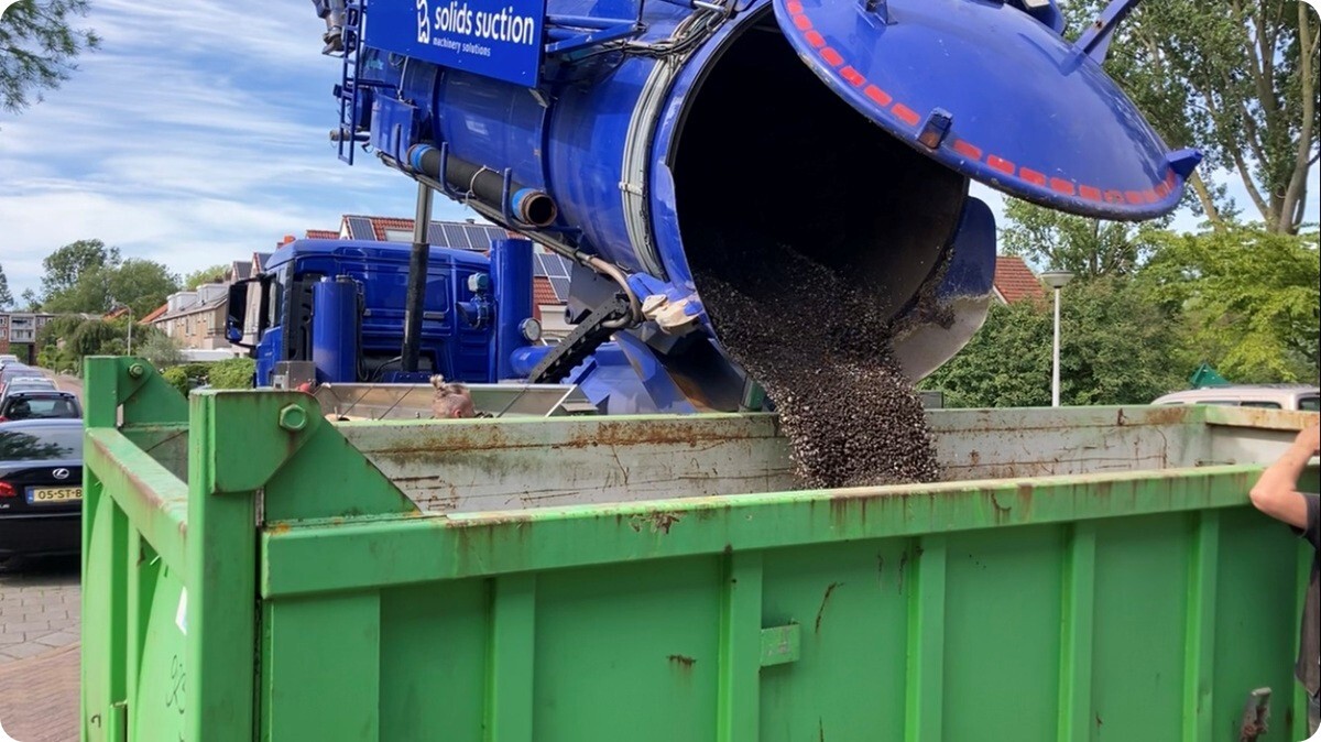 SOLID._Amphitec_kleikorrels_lossen-1